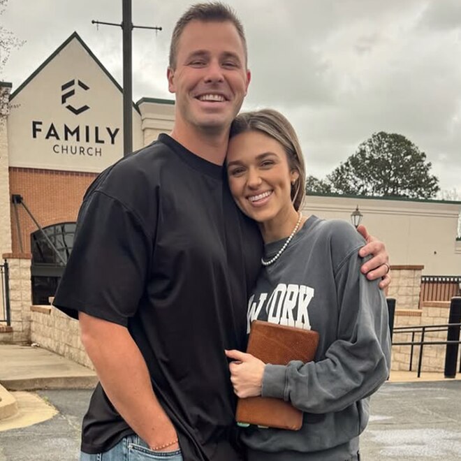 Duck Dynasty’s Sadie Robertson Shares Pregnancy Insight After Scare Sadie Robertson, Christian Huff, Pregnancy, Couple
